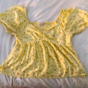 American Eagle Small Yellow Scrunch Top